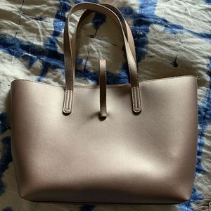 Bucket bag. Extra deep